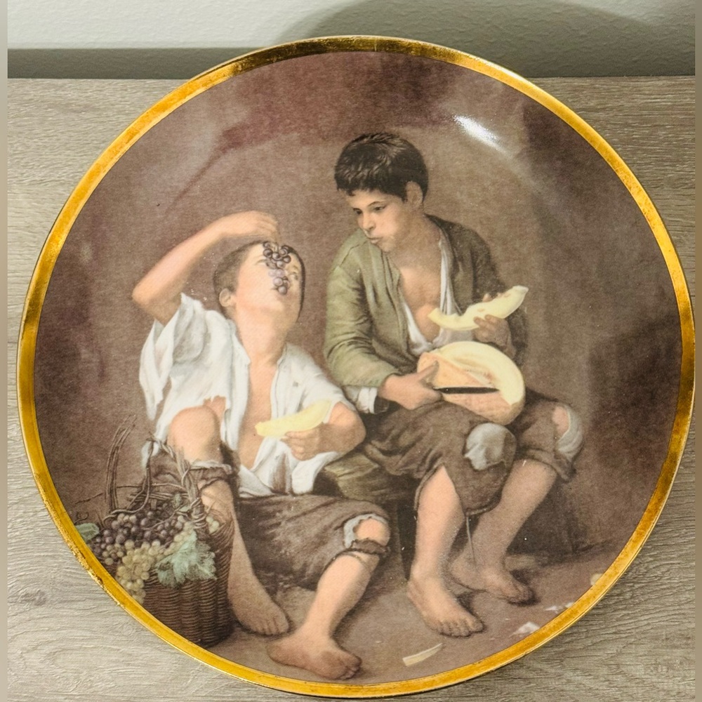Vintage 10" plate with a reproduction of the famous painting by Bartolome Esteba